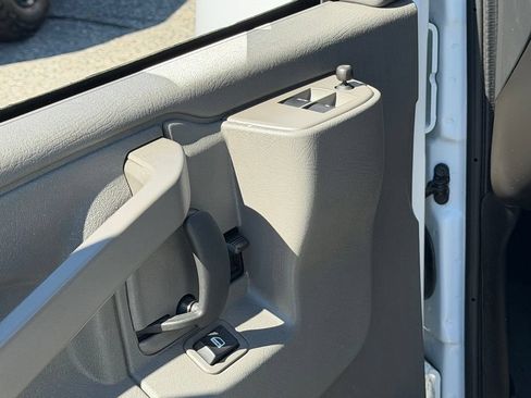 Used 2025 Chevrolet Express 2500 w/ Driver Convenience Package RWD image 12