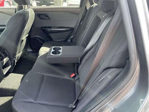 Used 2023 Nissan Rogue S image 22