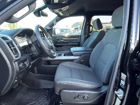 Used 2022 RAM 1500 Big Horn AWD/4WD image 13