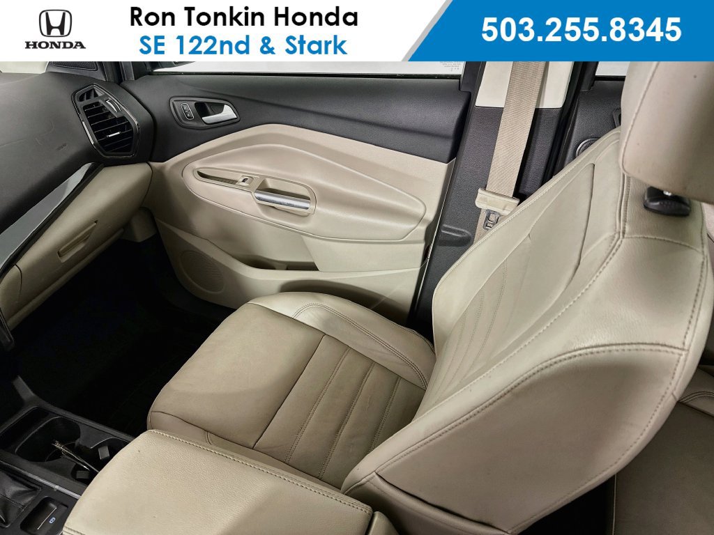 Used 2017 Ford Escape Titanium w/ Equipment Group 301A AWD/4WD image 26