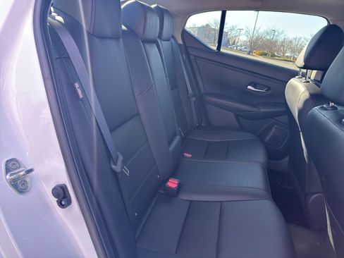 Used 2022 Nissan Sentra SR w/ Trunk Package image 15