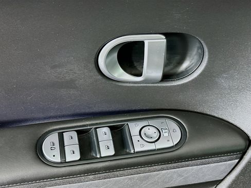 Used 2023 Hyundai Ioniq 5 SEL w/ Cargo Package image 15