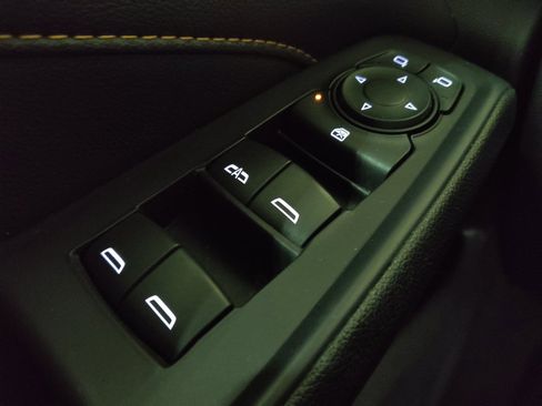 Used 2021 Chevrolet Traverse LT w/ LPO, Cargo Package AWD/4WD image 27