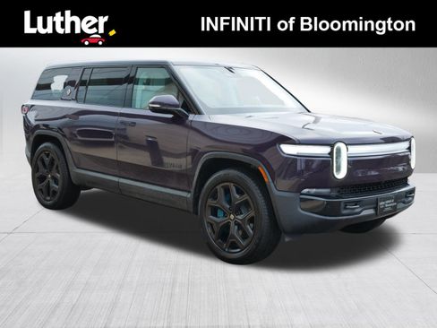 Used 2026 Rivian R1S Premium image 1