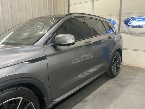 Used 2023 INFINITI QX50 Sport FWD image 4
