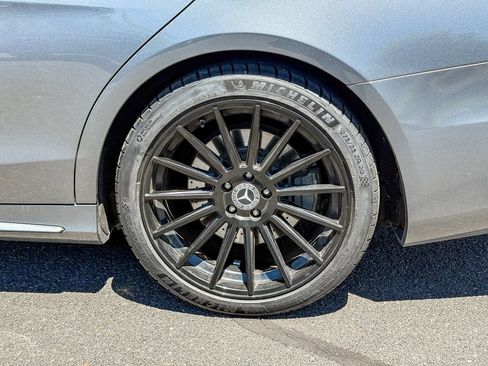 Used 2019 Mercedes-Benz S 560 Sedan image 10