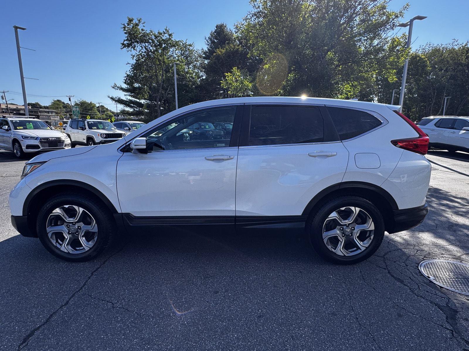 Used 2019 Honda CR-V EX image 4