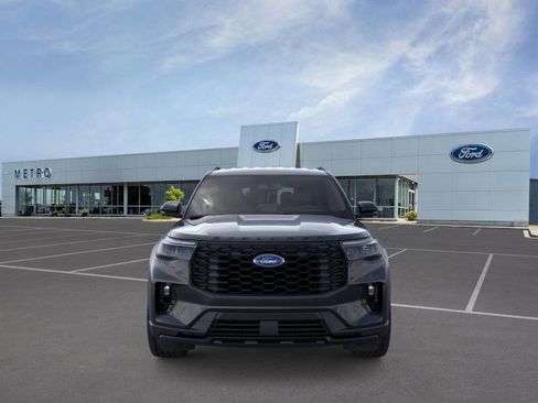 New 2026 Ford Explorer ST-Line w/ ST-Line Street Pack image 7