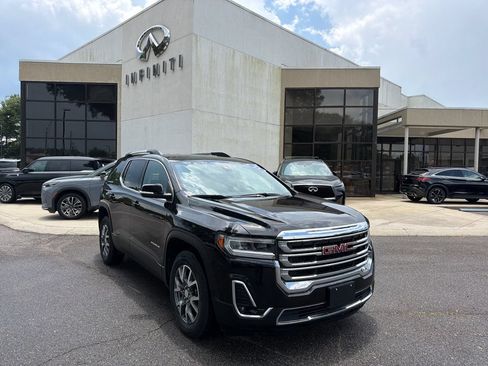 Used 2023 GMC Acadia SLT AWD/4WD image 1