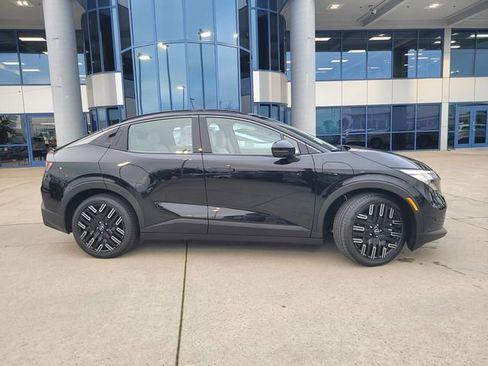 New 2026 Nissan Leaf Platinum+ w/ Cargo Package (Platinum+) image 4