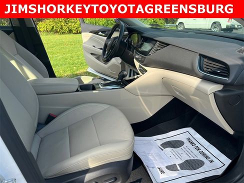 Used 2019 Buick Regal Essence w/ Driver Confidence Package I image 30