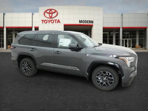 New 2026 Toyota Sequoia Platinum image 27