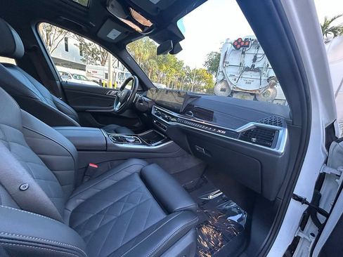 Used 2026 BMW X5 sDrive40i RWD image 33