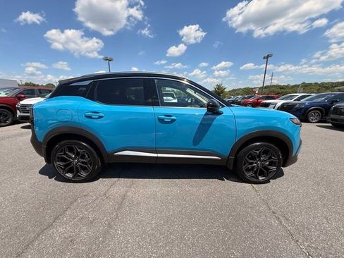 New 2026 Nissan Kicks SR w/ SR Premium Package AWD/4WD image 4