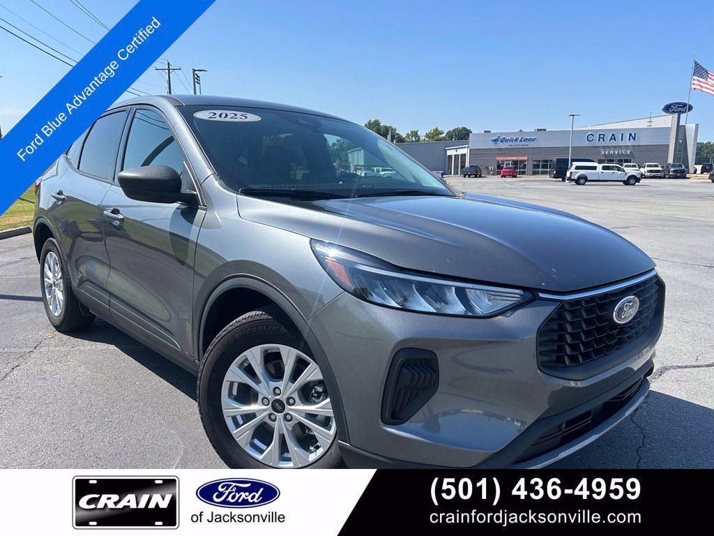 Certified 2025 Ford Escape Active FWD image 1