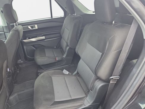 Used 2022 Ford Explorer XLT RWD image 14