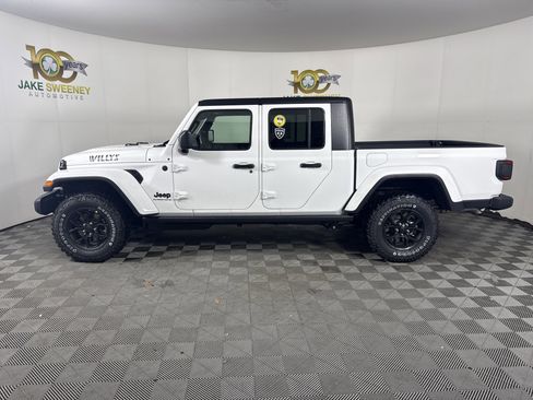 New 2026 Jeep Gladiator Willys image 5