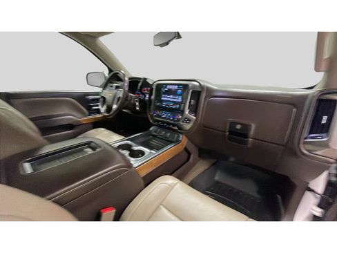 Used 2018 Chevrolet Silverado 1500 LTZ w/ Sport Package AWD/4WD image 19