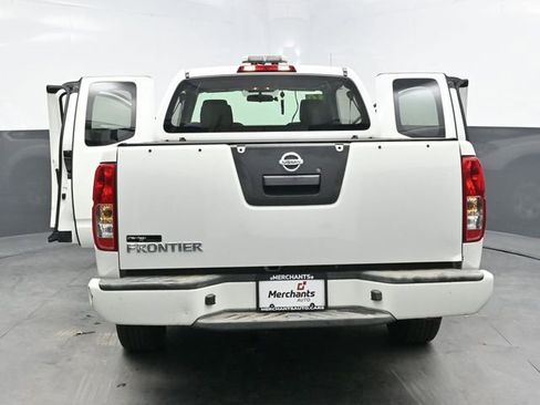 Used 2019 Nissan Frontier S image 40