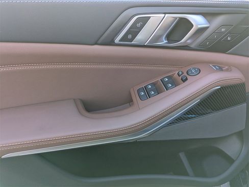 New 2026 BMW X5 M60i w/ Climate Comfort Package image 10