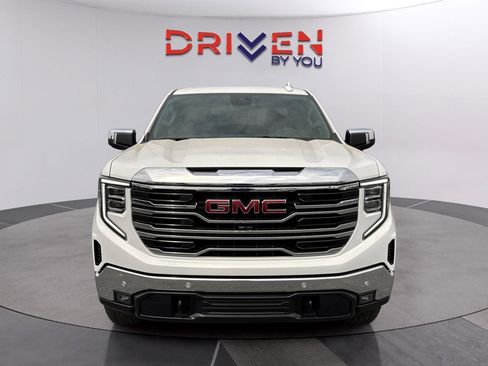 New 2026 GMC Sierra 1500 SLT w/ SLT Premium Plus Package AWD/4WD image 9