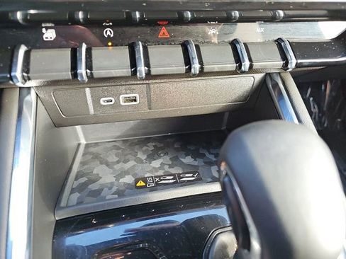 Certified 2023 GMC Canyon AT4 w/ AT4 Premium Package image 19