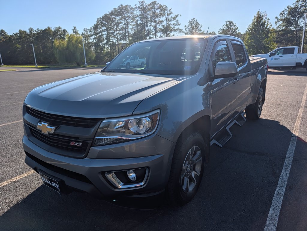 Used 2018 Chevrolet Colorado Z71 AWD/4WD image 23