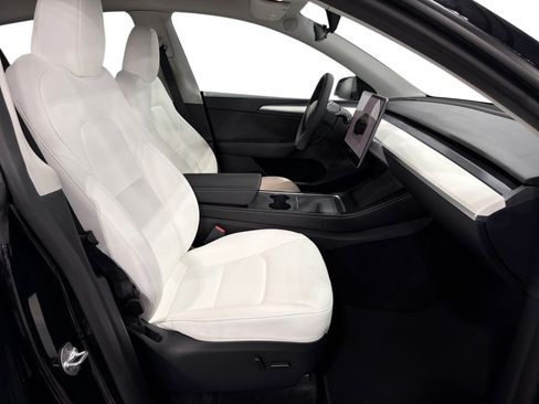 Certified 2023 Tesla Model Y Performance AWD/4WD image 13