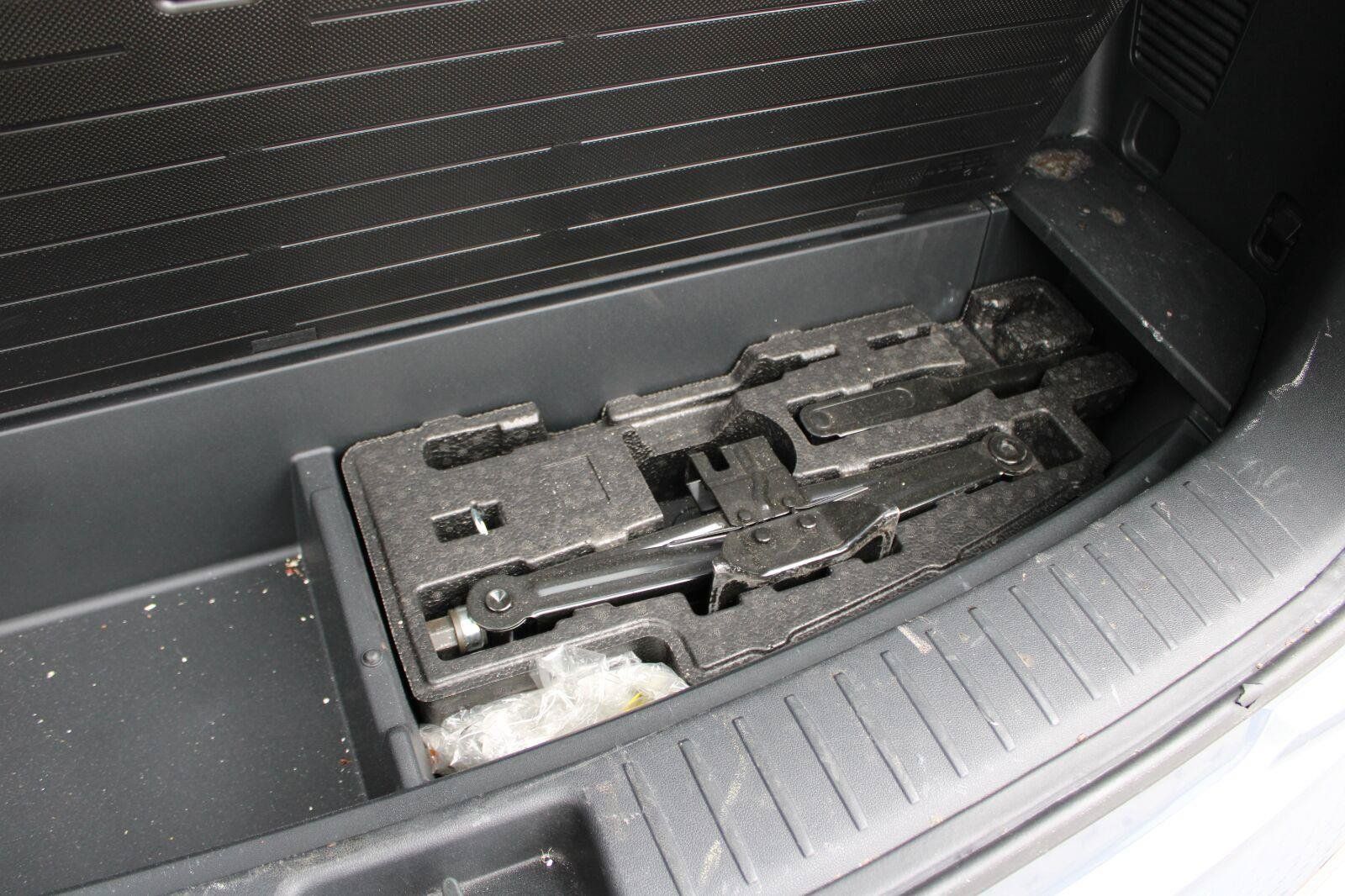 Used 2023 Kia Sorento S w/ Panoramic Sunroof Package FWD image 36