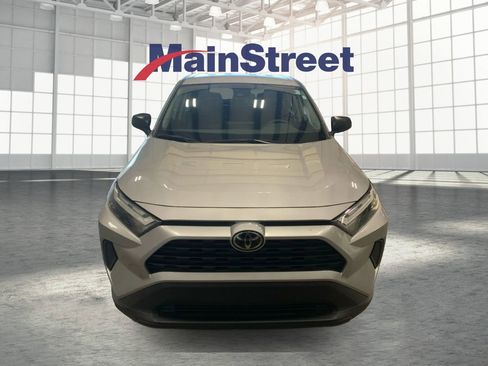 Used 2024 Toyota RAV4 LE image 8