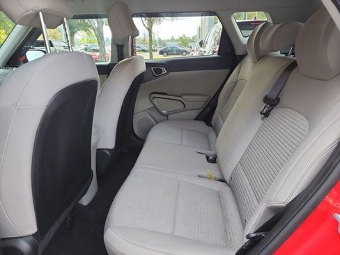 Used 2020 Kia Soul S image 13