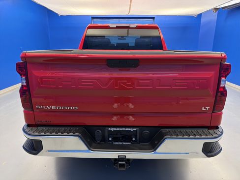 Used 2022 Chevrolet Silverado 1500 LT AWD/4WD image 6