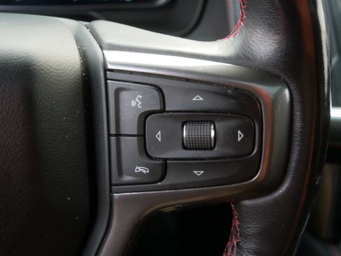 Used 2022 Chevrolet Suburban RST w/ Sport Performance Package AWD/4WD image 28