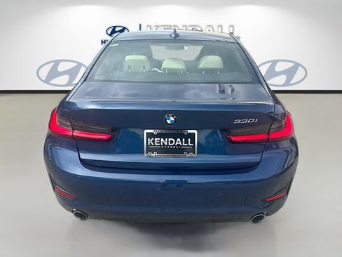 Used 2021 BMW 330i Sedan w/ Convenience Package RWD image 5