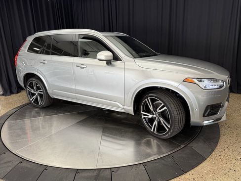 Used 2016 Volvo XC90 T6 R-Design w/ Vision Package image 5