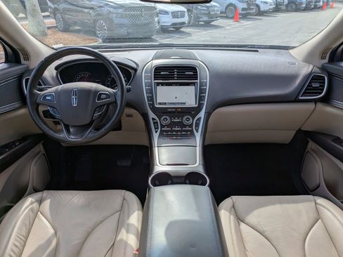 Used 2018 Lincoln MKX Reserve w/ Driver Assistance Package image 18