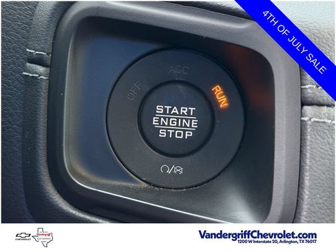 Used 2024 Jeep Gladiator Mojave AWD/4WD image 20