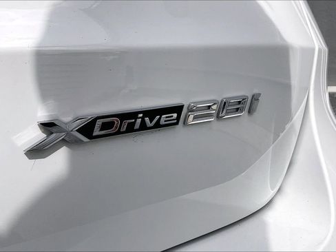 Used 2025 BMW X1 xDrive28i AWD/4WD image 19