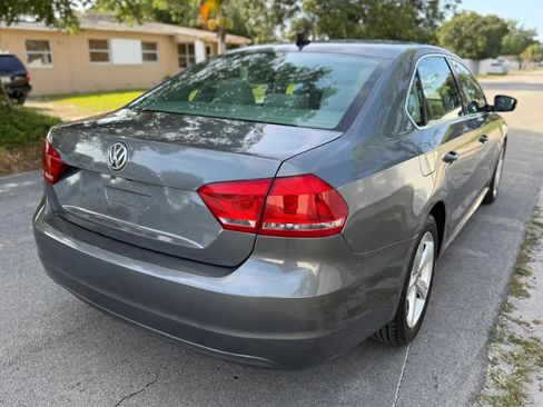 Used 2015 Volkswagen Passat 1.8T Limited Edition FWD image 6