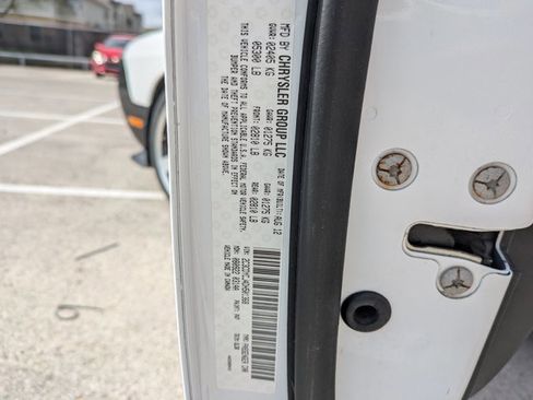 Used 2013 Dodge Challenger SRT8 w/ Harman Kardon Audio Group image 15