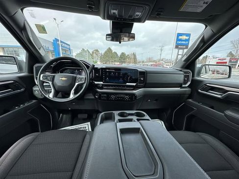 Certified 2025 Chevrolet Silverado 1500 LT image 19