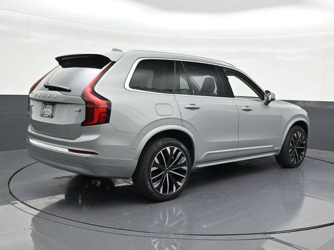 Used 2026 Volvo XC90 B6 Ultra w/ Protection Package AWD/4WD image 5