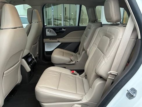 Used 2023 Lincoln Aviator Reserve w/ Equipment Group 201A image 21