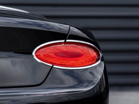 Used 2022 Bentley Continental GT image 13