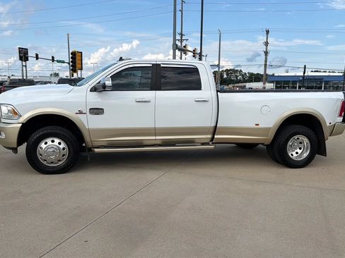 Used 2015 RAM 3500 Laramie Longhorn w/ Convenience Group AWD/4WD image 8