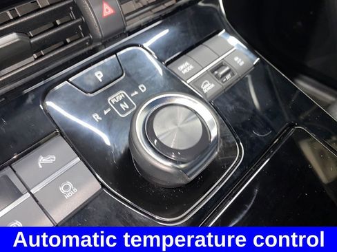 Certified 2023 Subaru Solterra AWD image 13