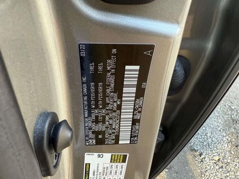 Used 2022 Lexus RX 350 Premium w/ Power Moonroof image 32