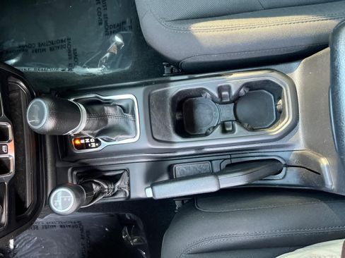 Used 2022 Jeep Wrangler Unlimited Sport AWD/4WD image 20