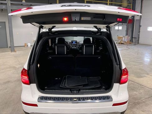 Used 2018 Mercedes-Benz GLS 450 4MATIC image 35