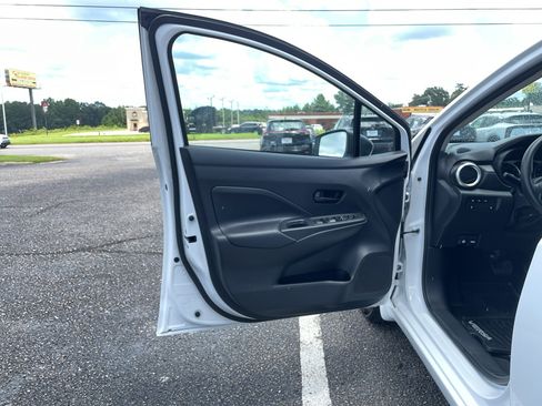 New 2025 Nissan Versa S w/ S Plus Package image 8